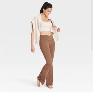 JoyLab High-Rise Flare Extra Long Length
Various Sizes